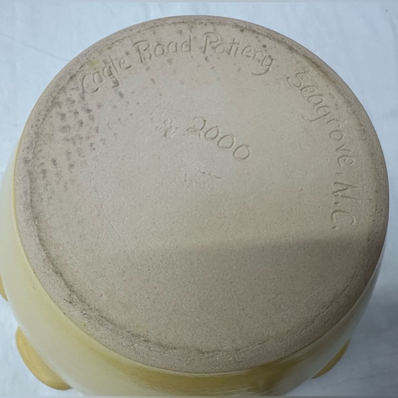 Cagle Road Hand Thrown Pottery Butter Yellow Ruffled Bowl - Picture 4 of 4